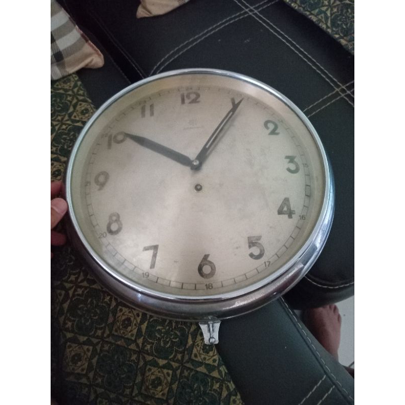 Jam Dinding Kuno Antik JungHans
