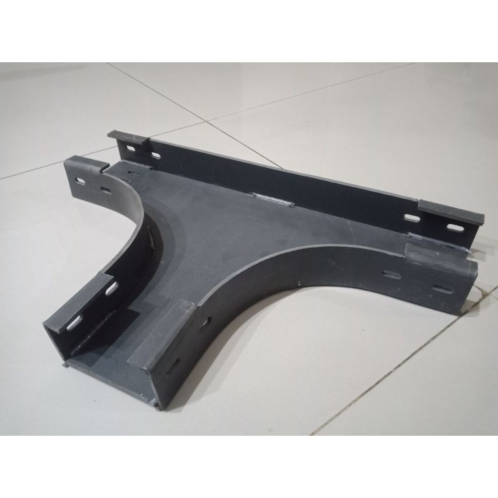 

RK pvc rigid shark board ( abu 2 ) bisa untuk diy segala macam pekakas ukuran 122 x 244 tebal 2 mm/