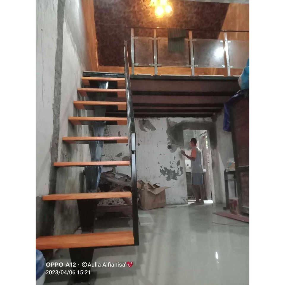 Mezzanine minimalis step kayu