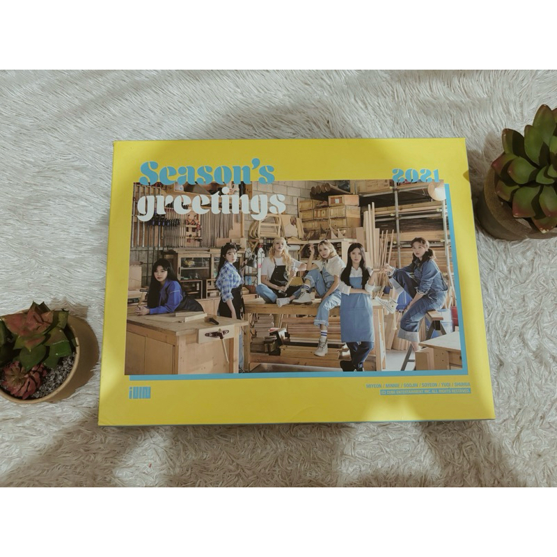 Official (G)I-DLE Season Greetings 2021