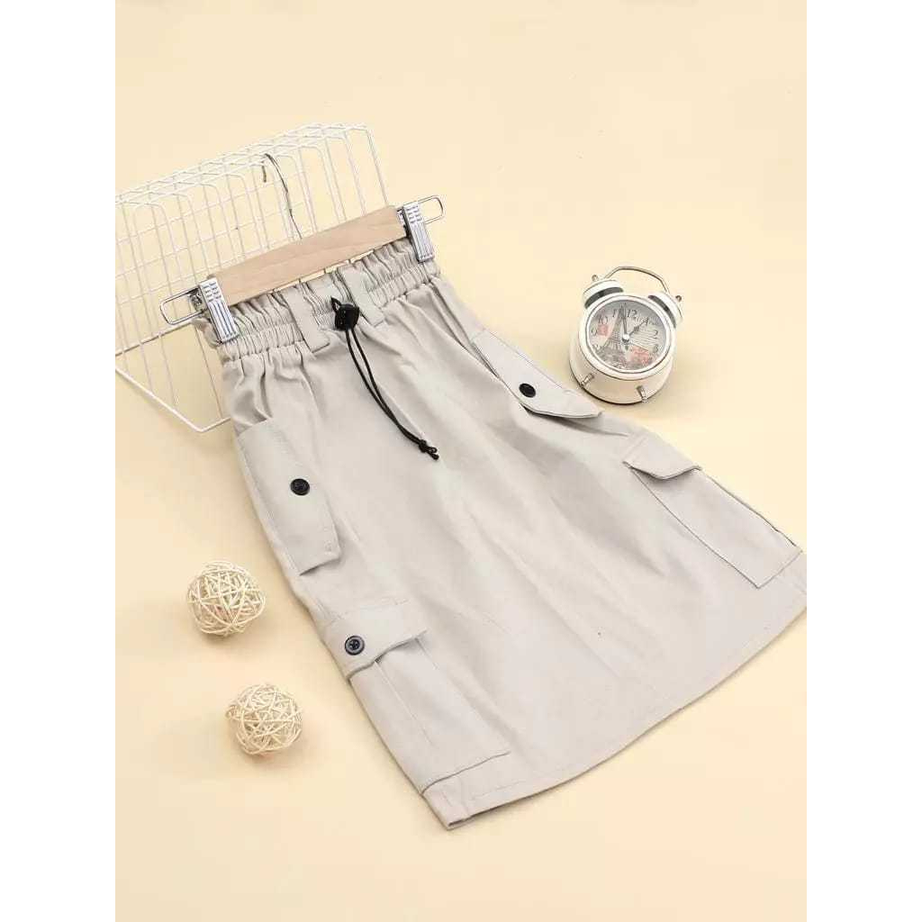 Rok Cargo Anak Perempuan 1-16 Tahun - Warna Cream Polos, Bahan Katun Adem, Model Trendi Kekinian