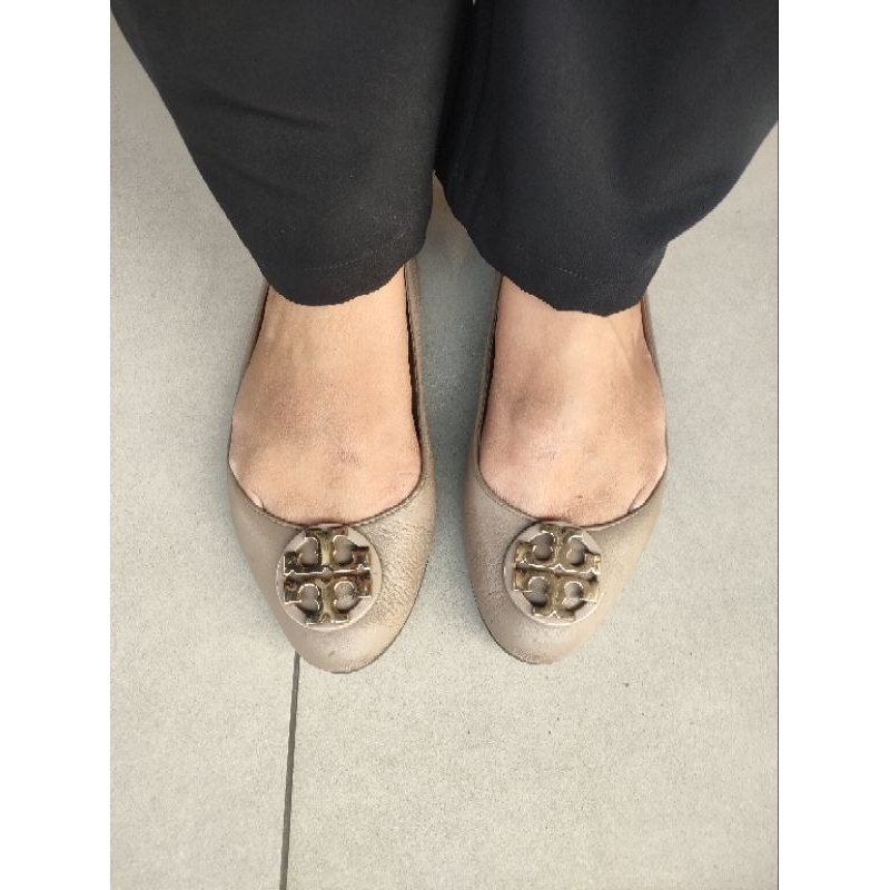 preloved sepatu tory burch