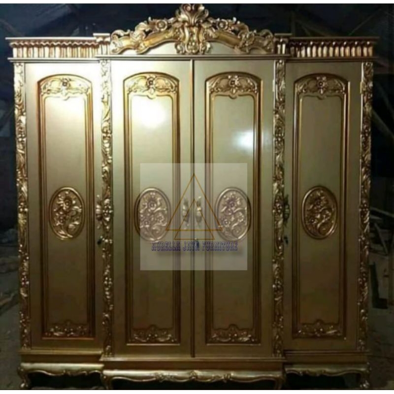 lemari pakaian 4pintu gold / lemari pakaian 4pintu kayu jati / lemari pakaian ukir jepara gold