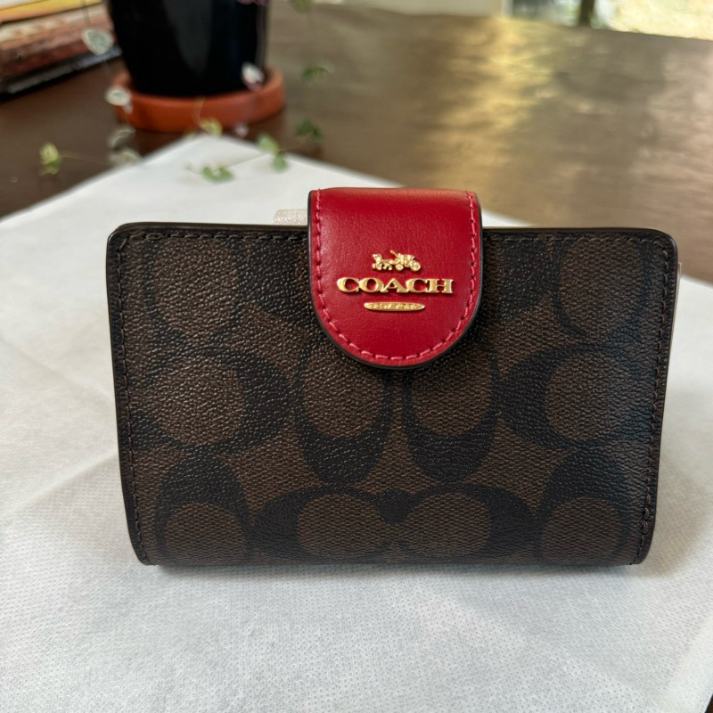 coach C0082 medium corner zip wallet brown red