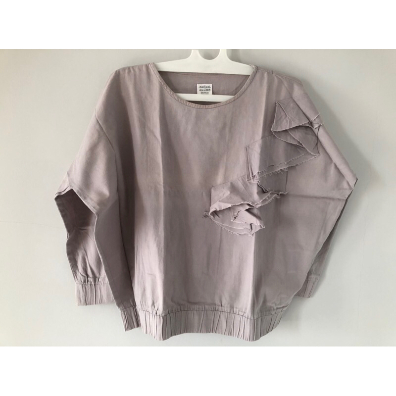 Preloved blouse Nadjani