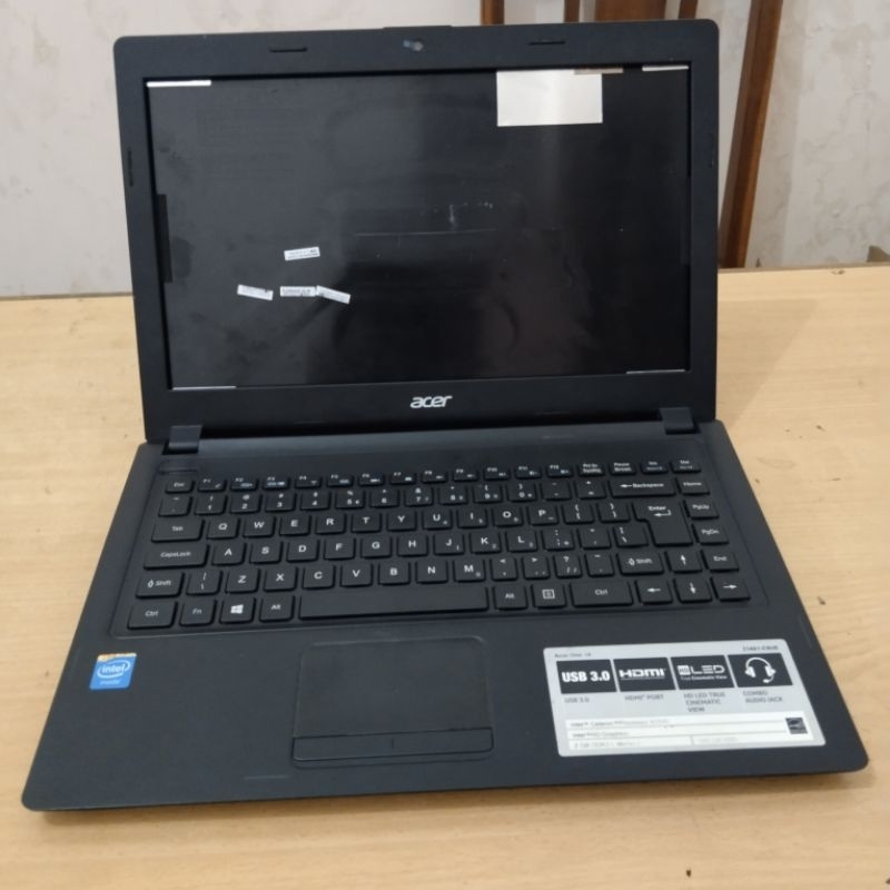 cassing casing case kesing laptop Acer z1401