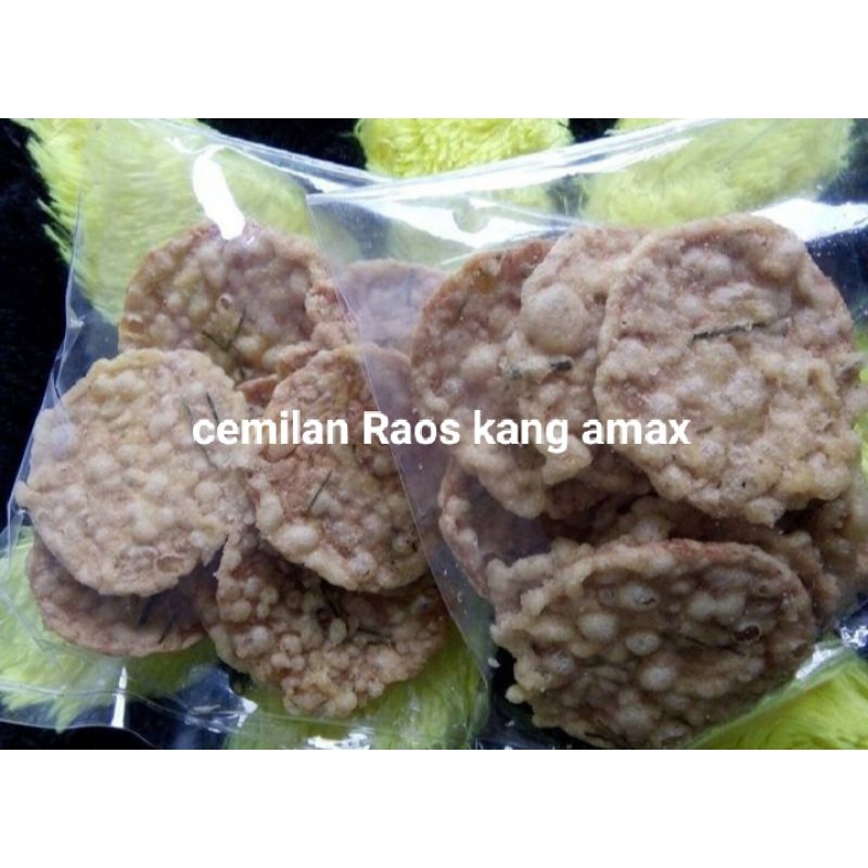 

KERIPIK TEMPE OLEH2 BANDUNG 250gr ORI asin&manis pedes kang amax beda rasa