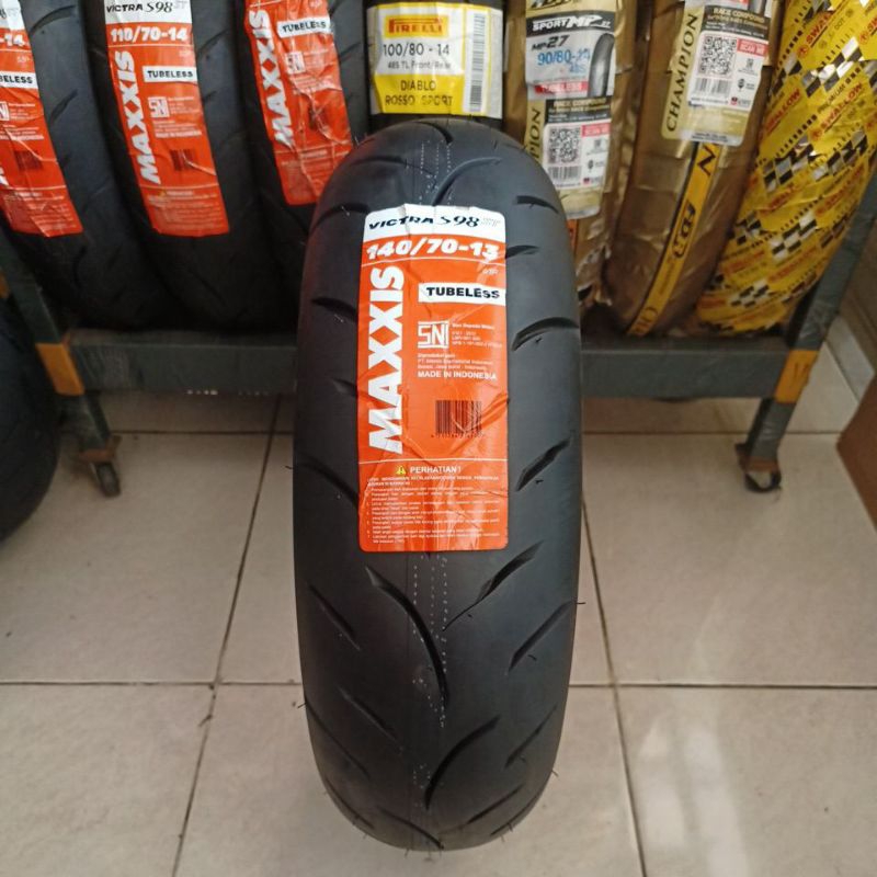 Maxxis Victra S98 ST 140/70 ring 13 Tubeless