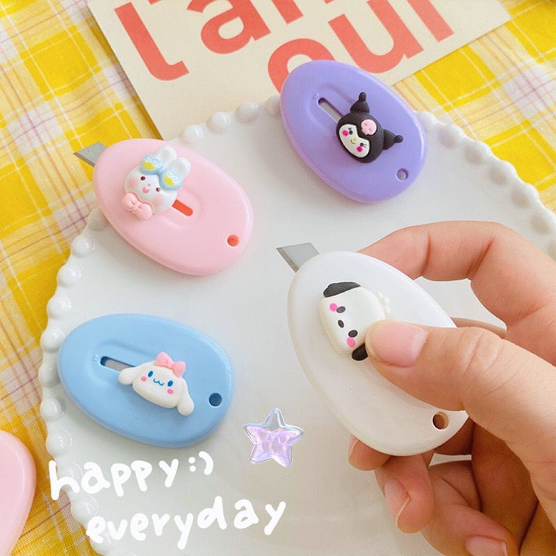 

MWS - COD✨Cutter Mini Sanrio Kuromi Cloud Shape Kartun Lucu Pisau Kertas Kecil Portable Untuk Alat Tulis Awan Karakter Kreatif