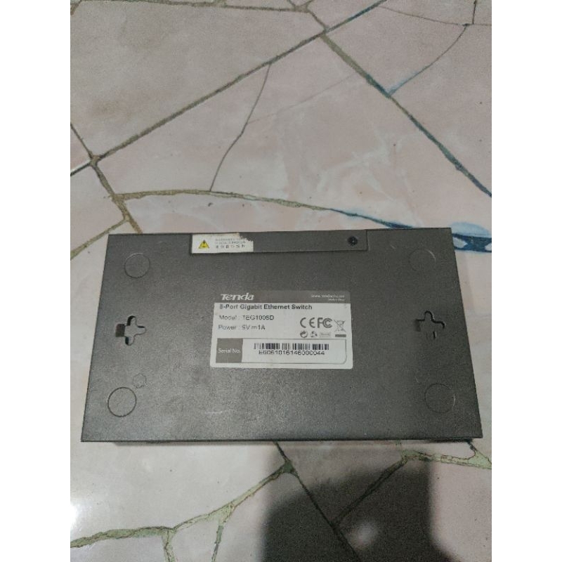 switch hub tenda gigabit batangan