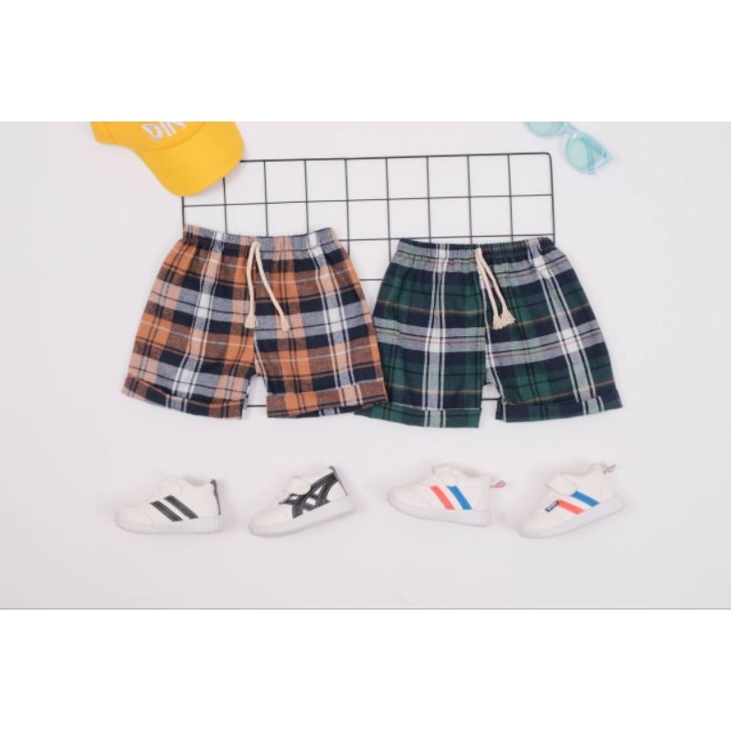 Celana pendek anak bahan flanel uniqlo ukuran SMLXL