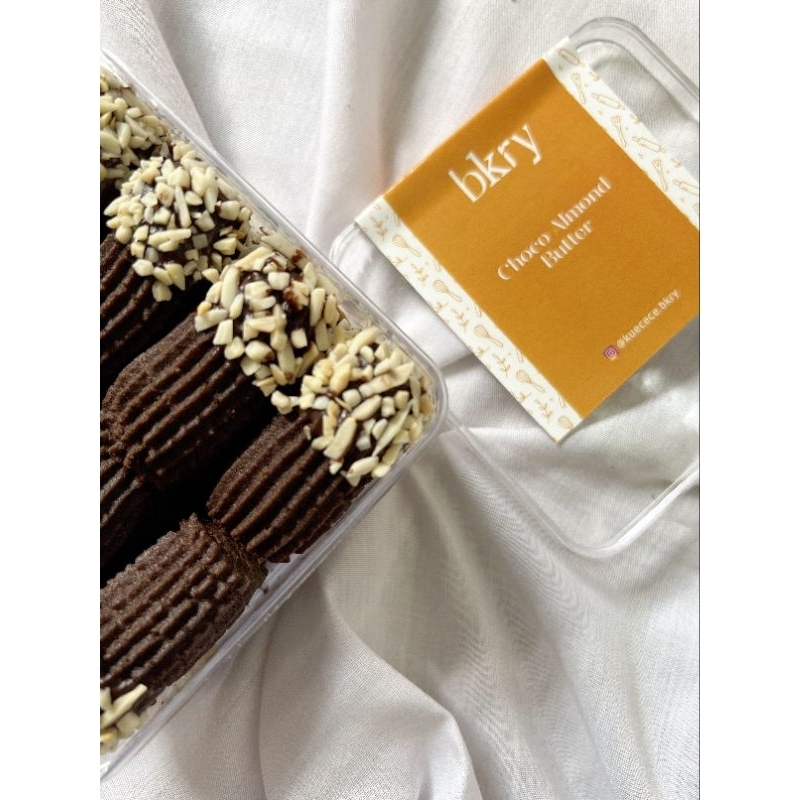 

Kue Choco Almond Butter/Butter Cookies/Coklat/Almond