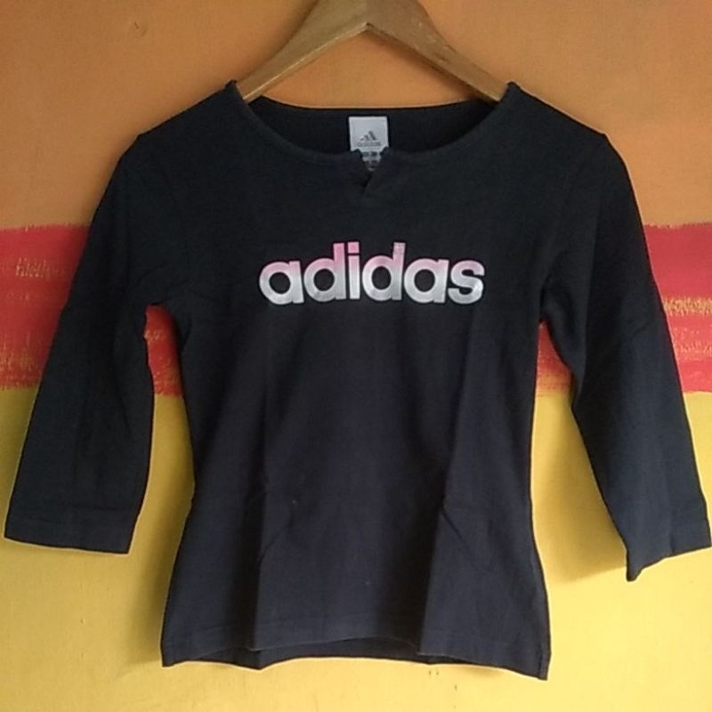 Tsirt kaos cewek lengan panjang adidas preloved