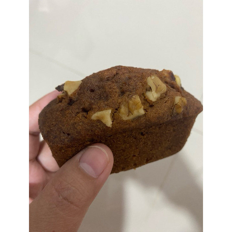 

Mini carrot loaf cake topping kacang walnut