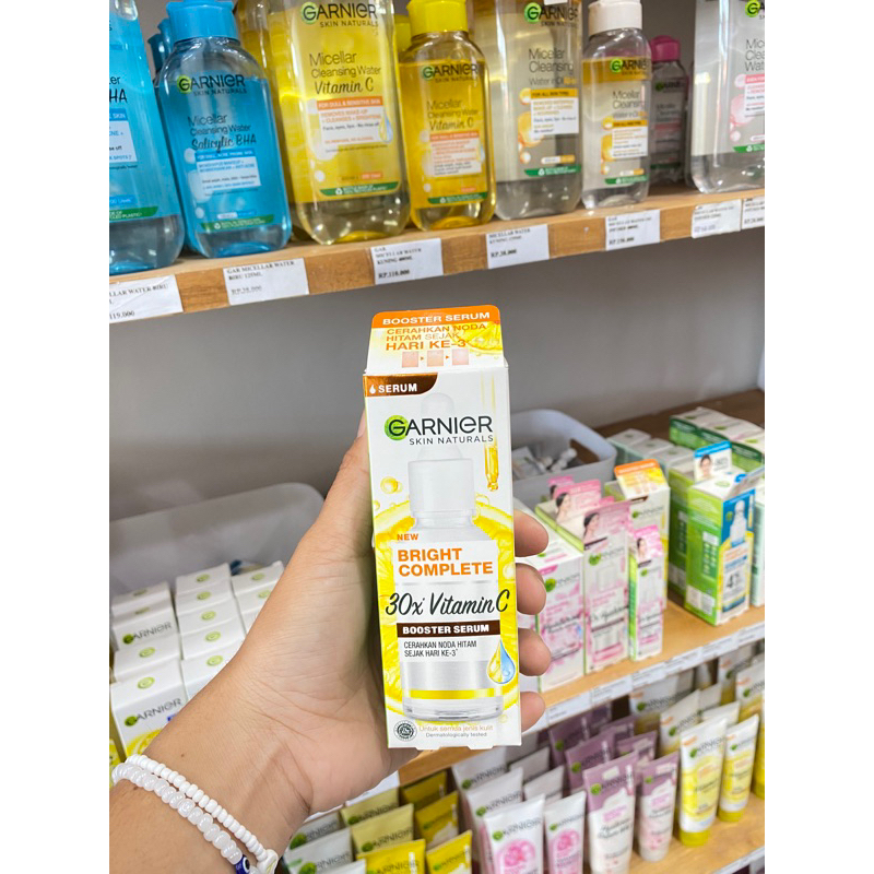 GARNIER BOOSTER SERUM