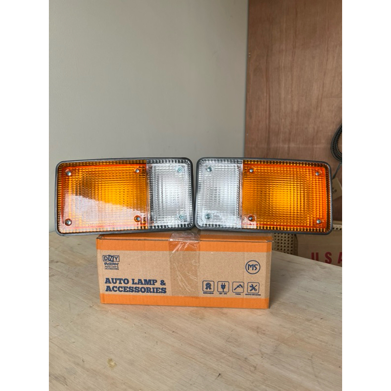 Lampu Sen Nissan CK12 - DNY / MS SGL-CK12