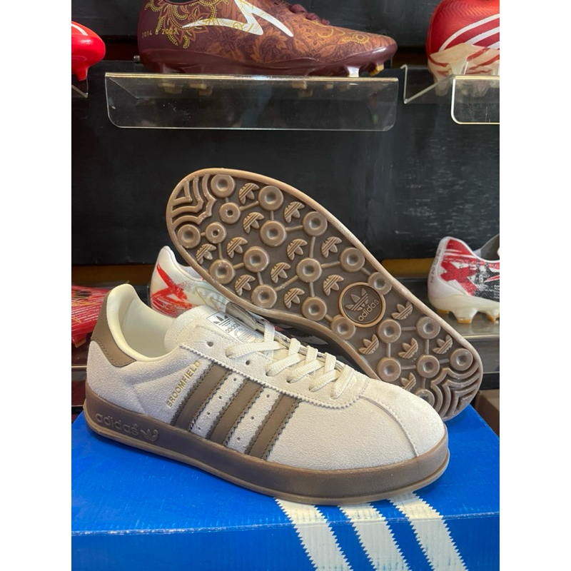 Adidas Broomfield