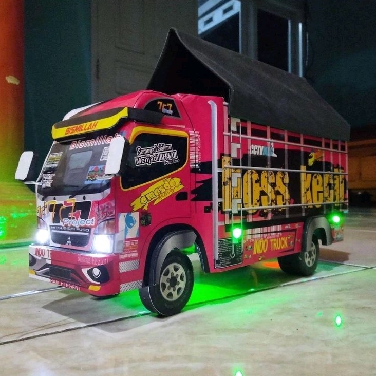 truk Oleng Miniatur BOS KECIL PING putih