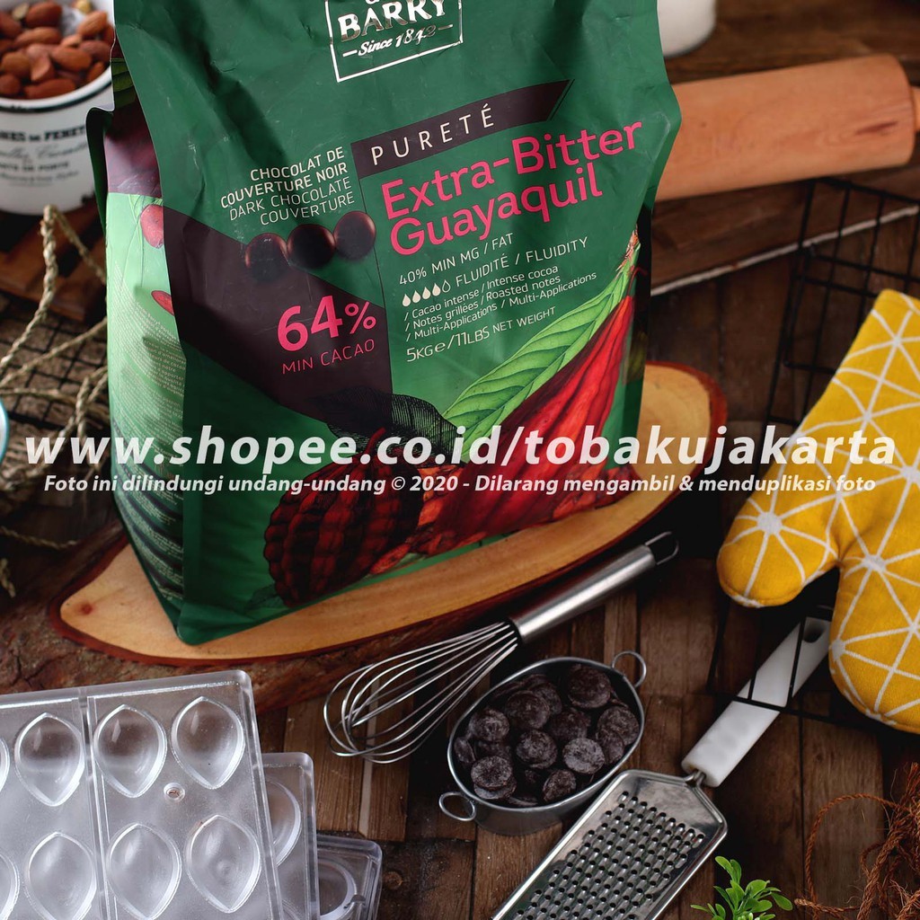 

Cacao Barry Extra Bitter GUAYAQUIL 250gr 64% Dark Chocolate Couverture