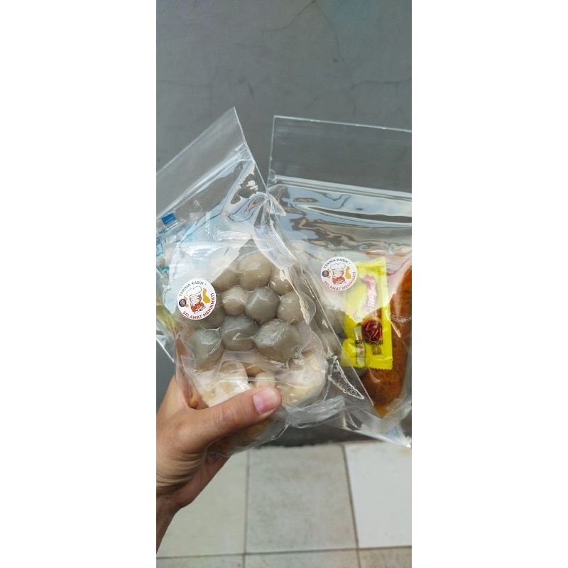 

bakso Aci isi tetelan