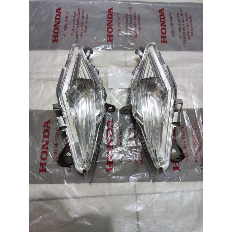 LAMPU SEIN SEN DEPAN BEAT LED K1A ORIGINAL 2020-2023 SEN LAMPU SEIN SEN BEAT LED - BEAT STREET LED