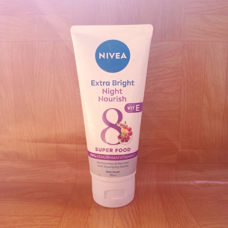 Nivea Extra Bright Night Nourish Body Serum 180ml / Nivea Body Serum Night Nourish 180ml