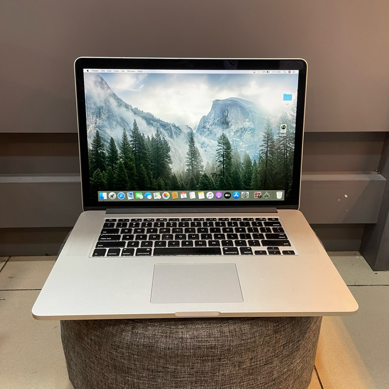 Macbook Pro 2015 15”inci RAM 16 GB SSD 256 GB