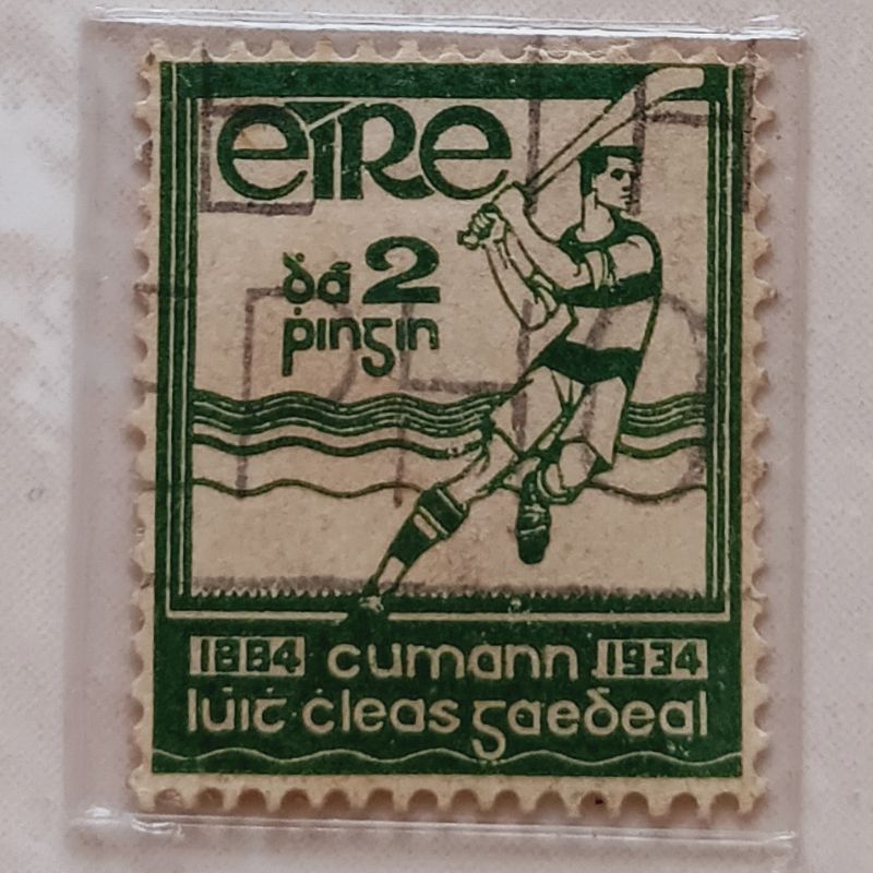 

(AD) Perangko Irlandia 1934 Golden Jubilee of the Gaelic Athletic Association 2 penny Used