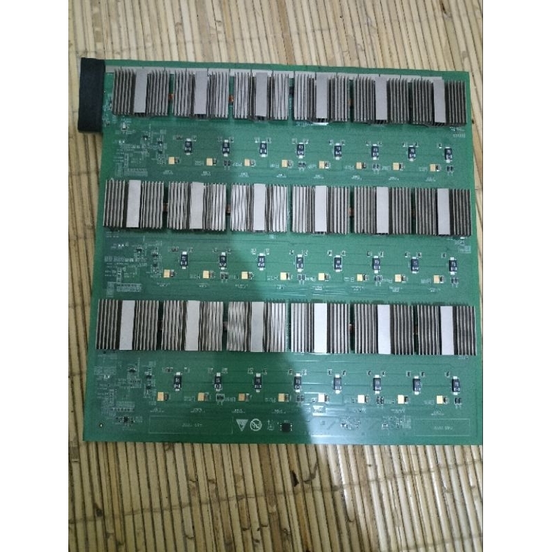 Hashboard KS1 KS2 Kaspa Mining Iceriver 500 GHz kondisi normal