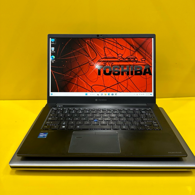 Toshiba Portege x40-j Touchscreen Core i7-1185G7 Ram 32 Ssd 512 FHD IPS BACKLIT