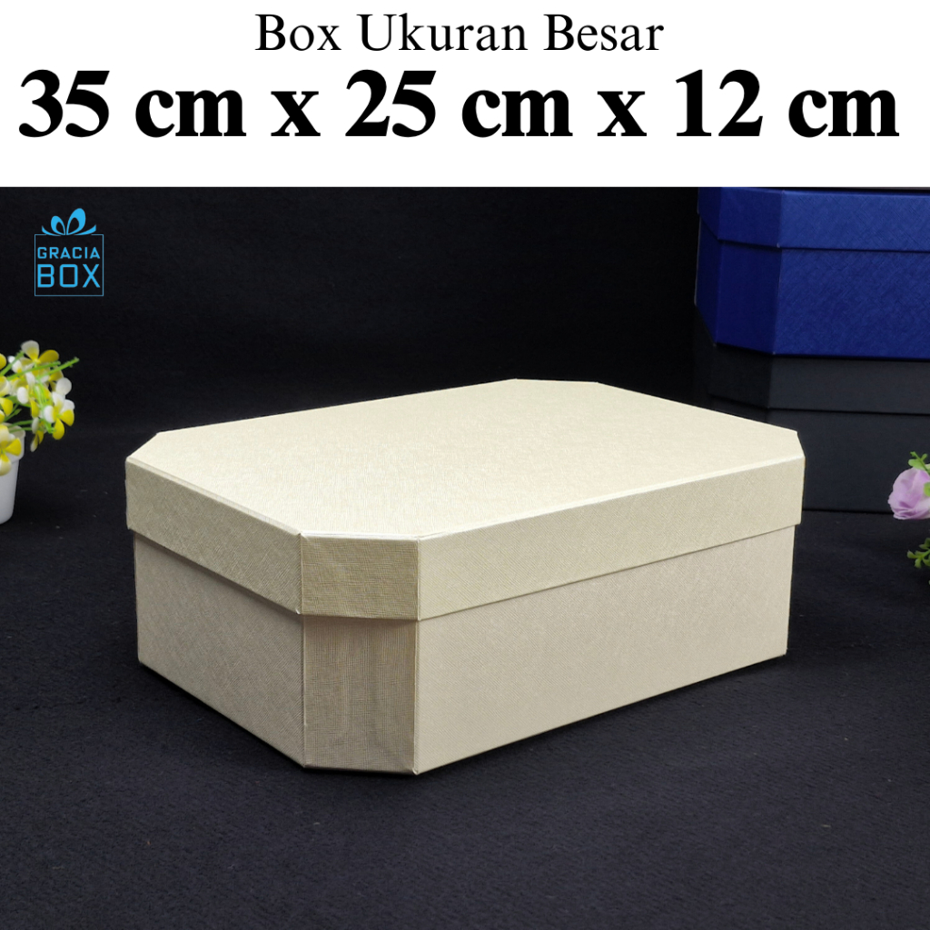 

Gift Hardbox Luxiorious Segi 8 - Box Fashion - Hamper Box - Ukuran 35 cm x 25 cm x 12 cm