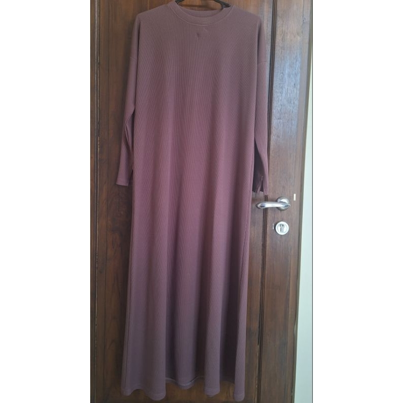 PRELOVED DRESS KANIA ASYALIA