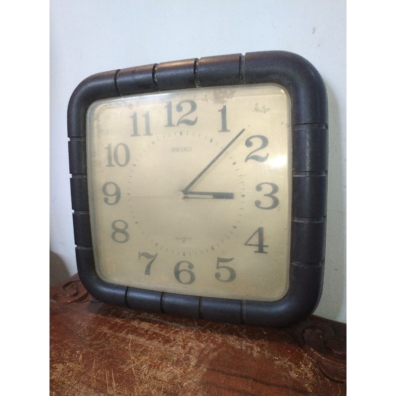 jam dinding seiko 30Cm bekas original