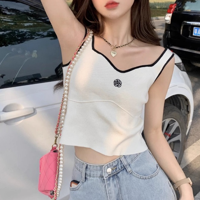 [TTEUDA] Tanktop Variasi Rose Rajut Premium Korean Style | Tank Top Crop Variasi Rose Knit Premium K