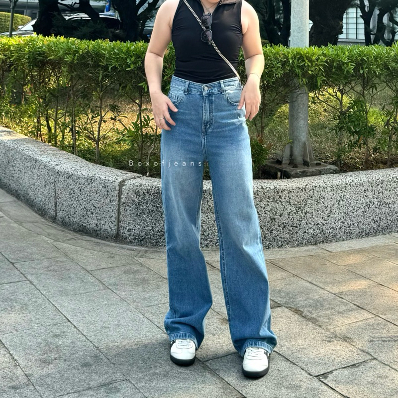 Boxofjeans - LEA Highwaist Baggy Jeans - MEDIUM BLUE