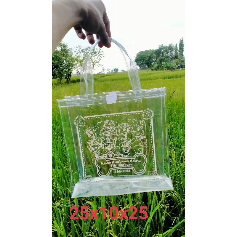 Tas Mika dan sablon buat hampers / ulang tahun