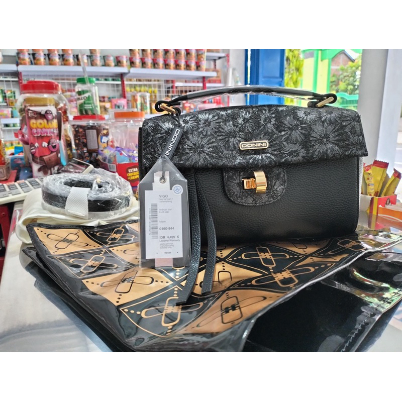 tas donini hitam bunga