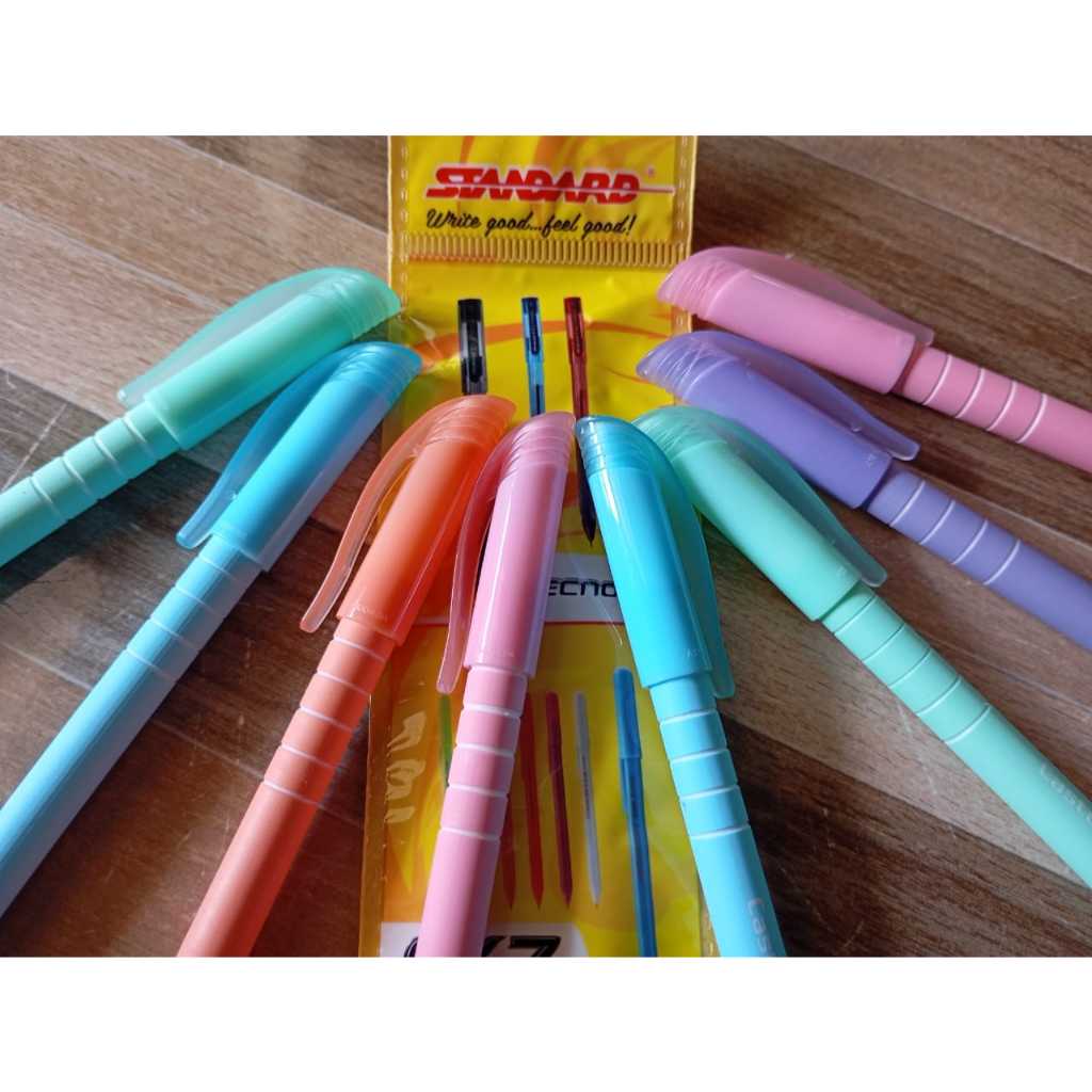 

pulpen paket/ pulpen isi 4/ Bolpoin Standard/ Pulpen murah/ Pulpen Standard/ Pulpen paket hemat/ Pulpen isi 4