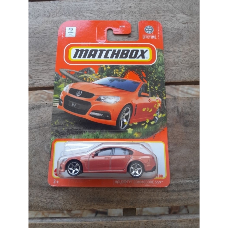 Matchbox Holden VF Commodore SSV Orange
