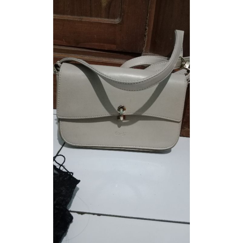 tas enji ori , tas selempang wanita