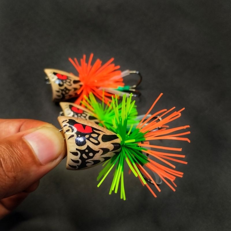 UMPAN CASTING LURE CASTING JUMP FROG  MINI JAWS FROG 2,8 CM NATURAL