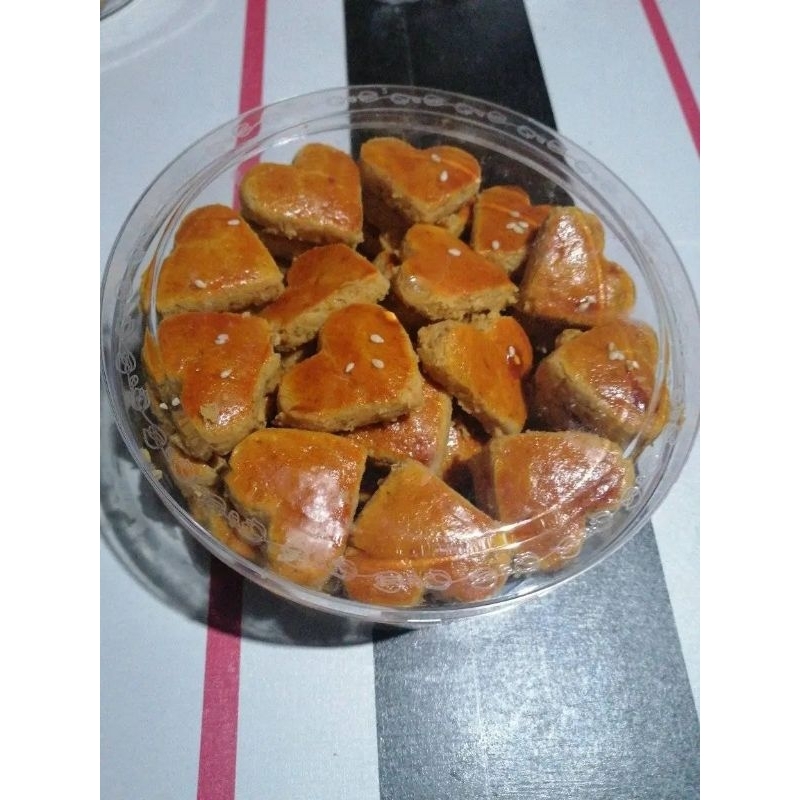 

KUE KACANG PREMIUM kemasan toples 500gr