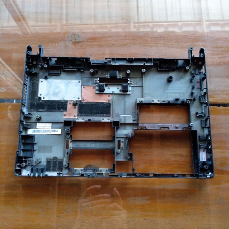 casing bawah acer travelmate p633 m