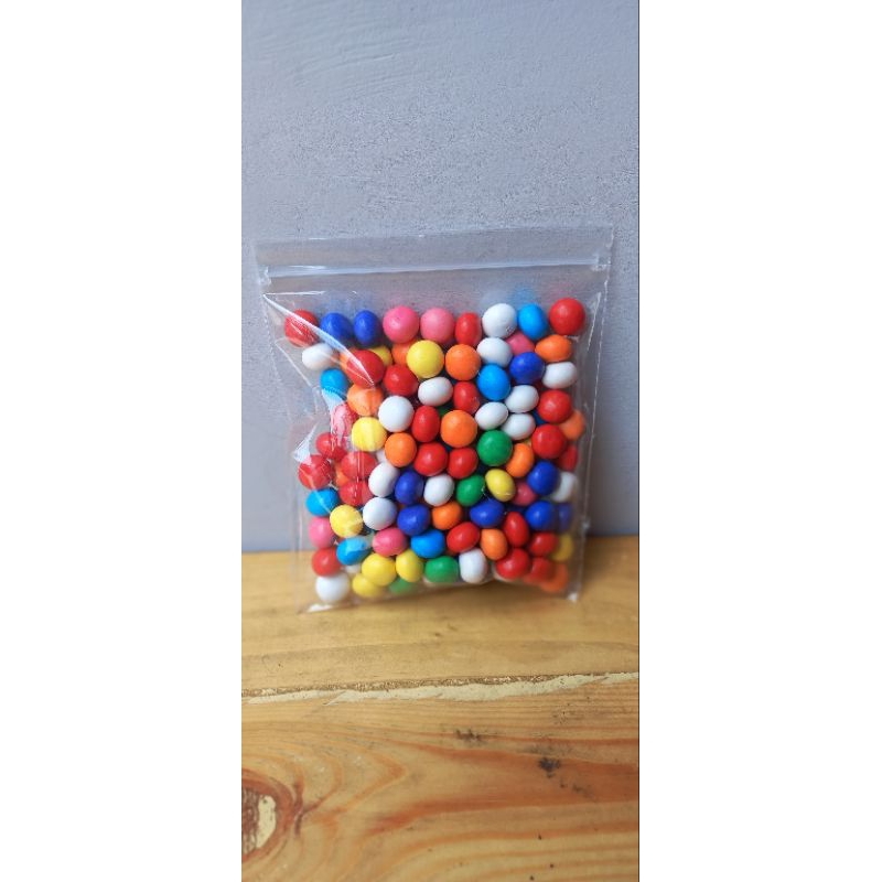 

permen telor cicak warna warni