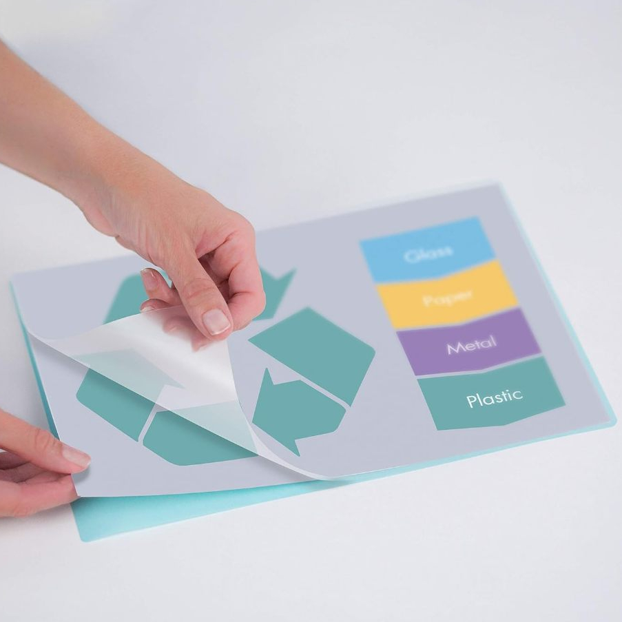 

Laminating Glossy_A4 & F4_untuk melapisi dokumen agar tidak mudah rusak