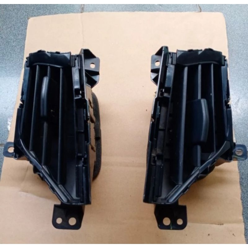 Kisi Kisi AC Depan Samping innova Reborn