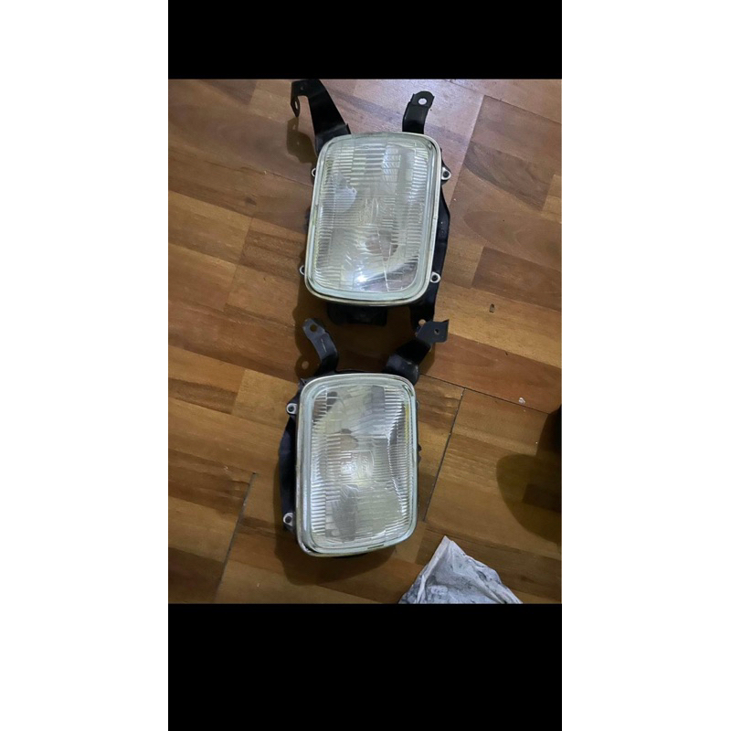 lampu depan L300 atau kijang lama original