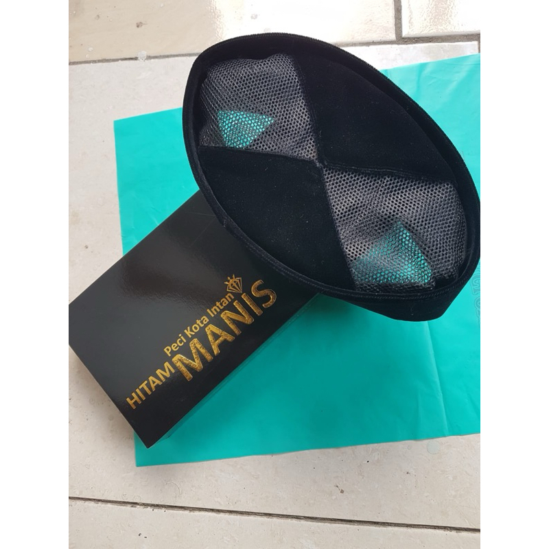 PECI SONGKOK KOPIAH HITAM MANIS ASI AC SILANG