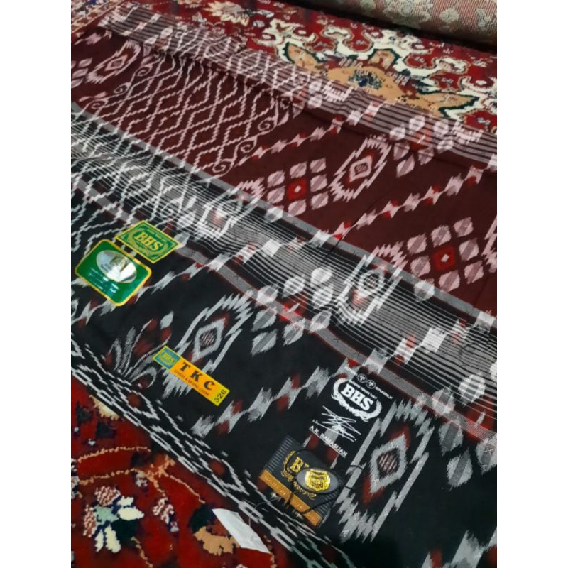 SARUNG BHS TKC GOLD SUTERA SPUNSILK 210