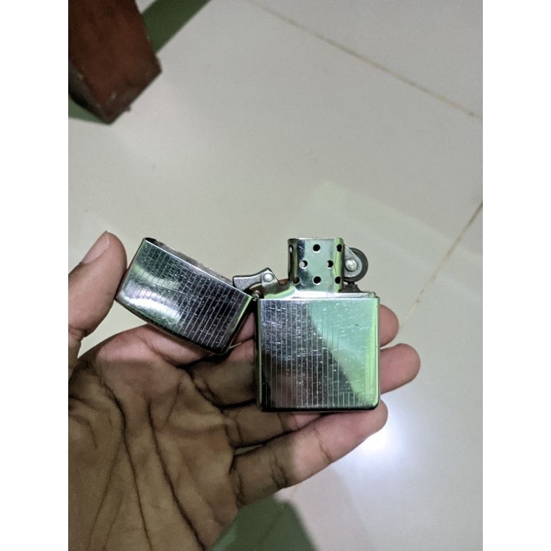 KOREK Zippo asli, seri H